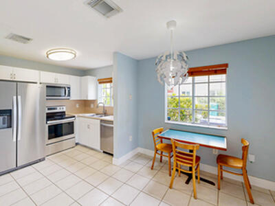 18712 SW 100 Avenue, Cutler Bay, FL 33157