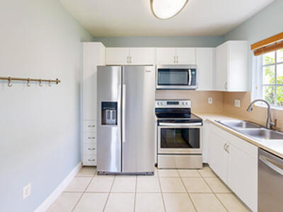 18712 SW 100 Avenue, Cutler Bay, FL 33157