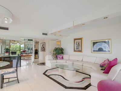 5279 Fountains Drive S, Lake Worth, FL 33467