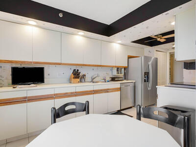 5279 Fountains Drive S, Lake Worth, FL 33467