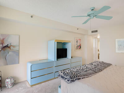 5279 Fountains Drive S, Lake Worth, FL 33467