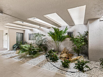 5279 Fountains Drive S, Lake Worth, FL 33467