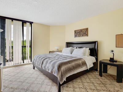 5279 Fountains Drive S, Lake Worth, FL 33467