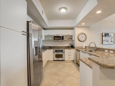 2650 Lake Shore Drive, Riviera Beach, FL 33404