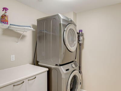 2650 Lake Shore Drive, Riviera Beach, FL 33404