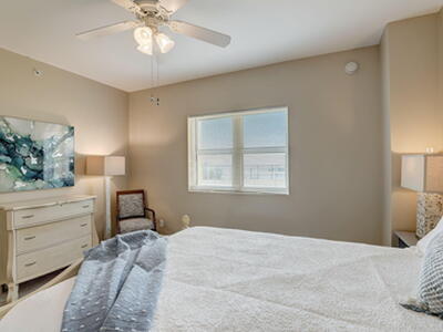 2650 Lake Shore Drive, Riviera Beach, FL 33404