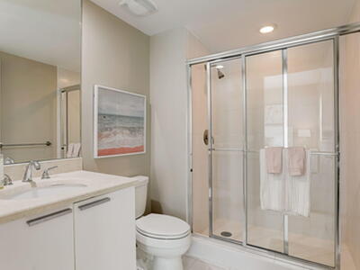 2650 Lake Shore Drive, Riviera Beach, FL 33404