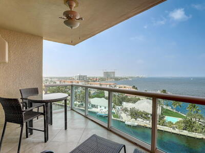 2650 Lake Shore Drive, Riviera Beach, FL 33404