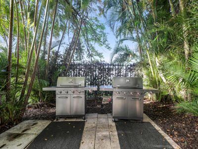 2650 Lake Shore Drive, Riviera Beach, FL 33404