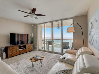 2650 Lake Shore Drive, Riviera Beach, FL 33404