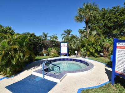 13719 Flora Place, Delray Beach, FL 33484