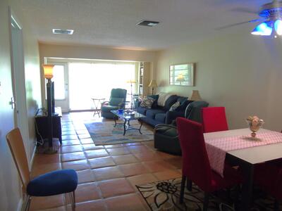 13719 Flora Place, Delray Beach, FL 33484