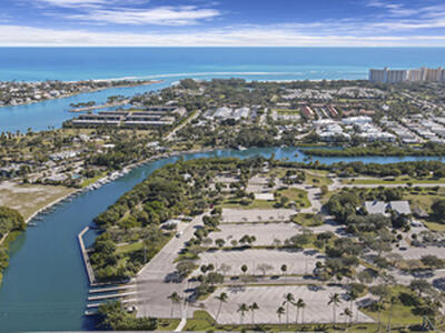 4601 Windswept Pines Court, Jupiter, FL 33469