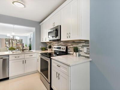 10204 Mangrove Drive, Boynton Beach, FL 33437