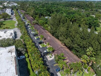 6107 Garden Court, Davie, FL 33314