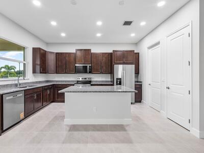 5781 Lodgepole Lane, Westlake, FL 33470