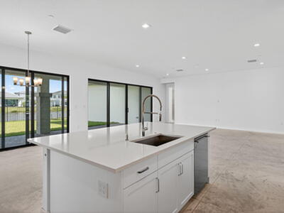 10026 Skyloft Street, Palm Beach Gardens, FL 33412