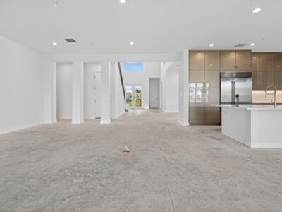 10026 Skyloft Street, Palm Beach Gardens, FL 33412