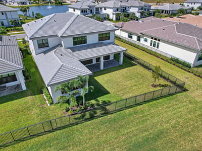 10026 Skyloft Street, Palm Beach Gardens, FL 33412