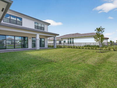 10026 Skyloft Street, Palm Beach Gardens, FL 33412