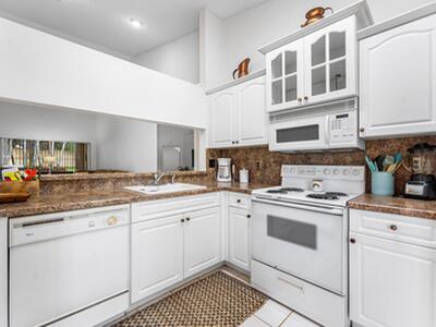 8084 Summer Shores Drive, Delray Beach, FL 33446