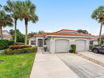 8084 Summer Shores Drive, Delray Beach, FL 33446