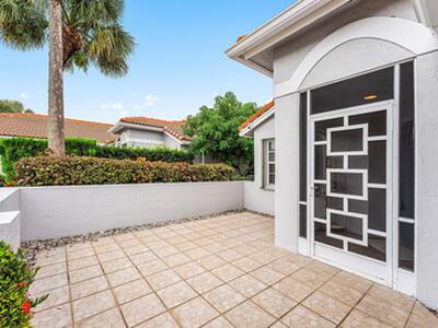 8084 Summer Shores Drive, Delray Beach, FL 33446