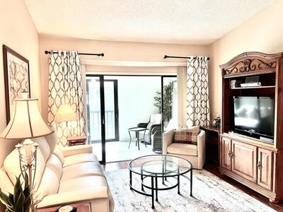 3328 Lucerne Park Drive, Greenacres, FL 33467