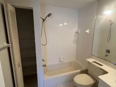 2229 NW 139th Avenue, Sunrise, FL 33323