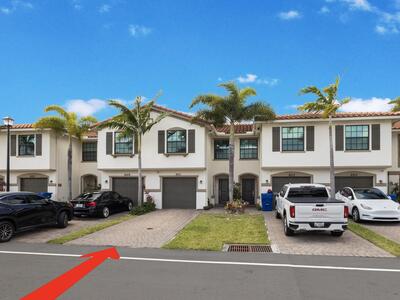 6011 Woods Edge Circle