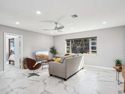 711 SE 2nd Street, Delray Beach, FL 33483