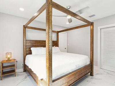 711 SE 2nd Street, Delray Beach, FL 33483