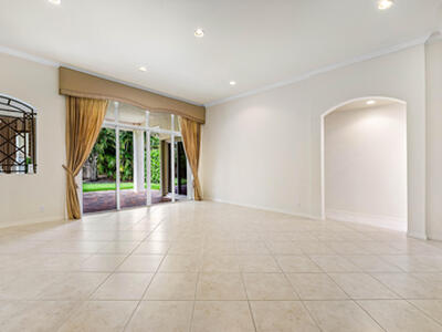 195 Sedona Way, Palm Beach Gardens, FL 33418