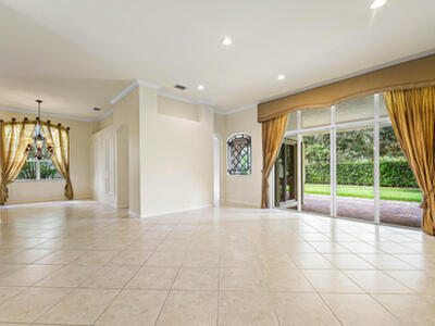 195 Sedona Way, Palm Beach Gardens, FL 33418