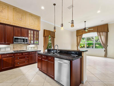 195 Sedona Way, Palm Beach Gardens, FL 33418