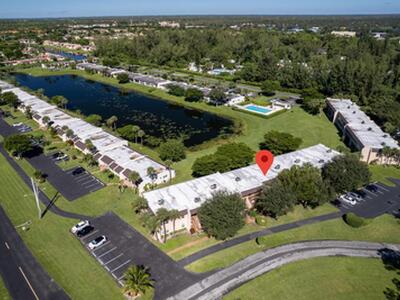 124 Lake Constance Drive, West Palm Beach, FL 33411