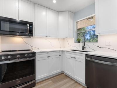 124 Lake Constance Drive, West Palm Beach, FL 33411