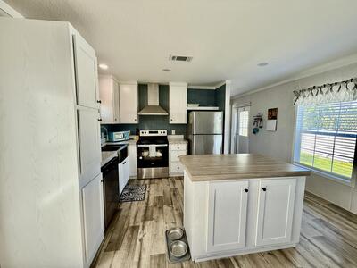 8002 SE Skylark Avenue, Hobe Sound, FL 33455