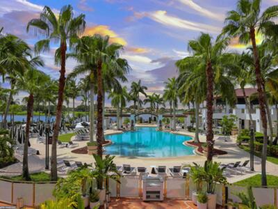 23 Lexington Lane W, Palm Beach Gardens, FL 33418