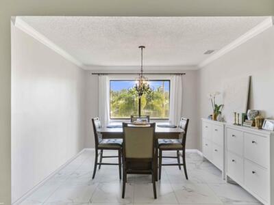 23 Lexington Lane W, Palm Beach Gardens, FL 33418