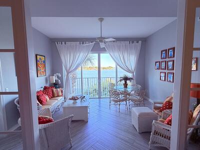 3 Harbour Isle Drive E