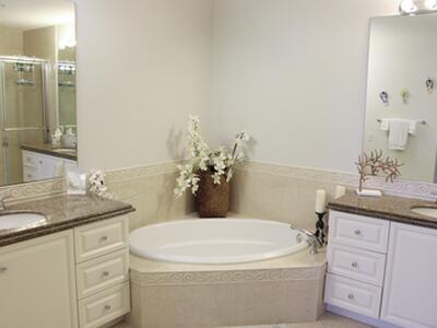 3 Harbour Isle Drive E, Fort Pierce, FL 34949