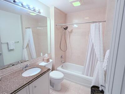 3 Harbour Isle Drive E, Fort Pierce, FL 34949