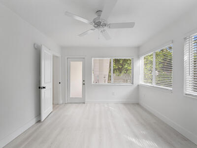 1279 Beach Road, Singer Island, FL 33404