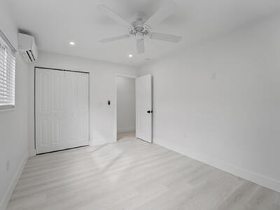 1279 Beach Road, Singer Island, FL 33404