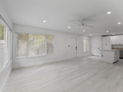 1279 Beach Road, Singer Island, FL 33404