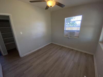 110 Old Spanish Trail, Lake Worth, FL 33462