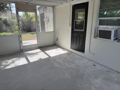 110 Old Spanish Trail, Lake Worth, FL 33462