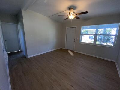 110 Old Spanish Trail, Lake Worth, FL 33462