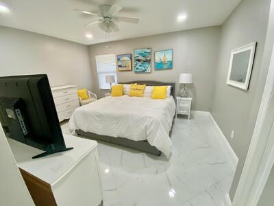 1127 E Seminole Avenue, Jupiter, FL 33477